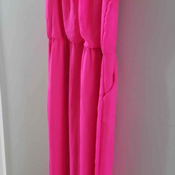 Gorgeous hot pink romper - Picture 1 of 1